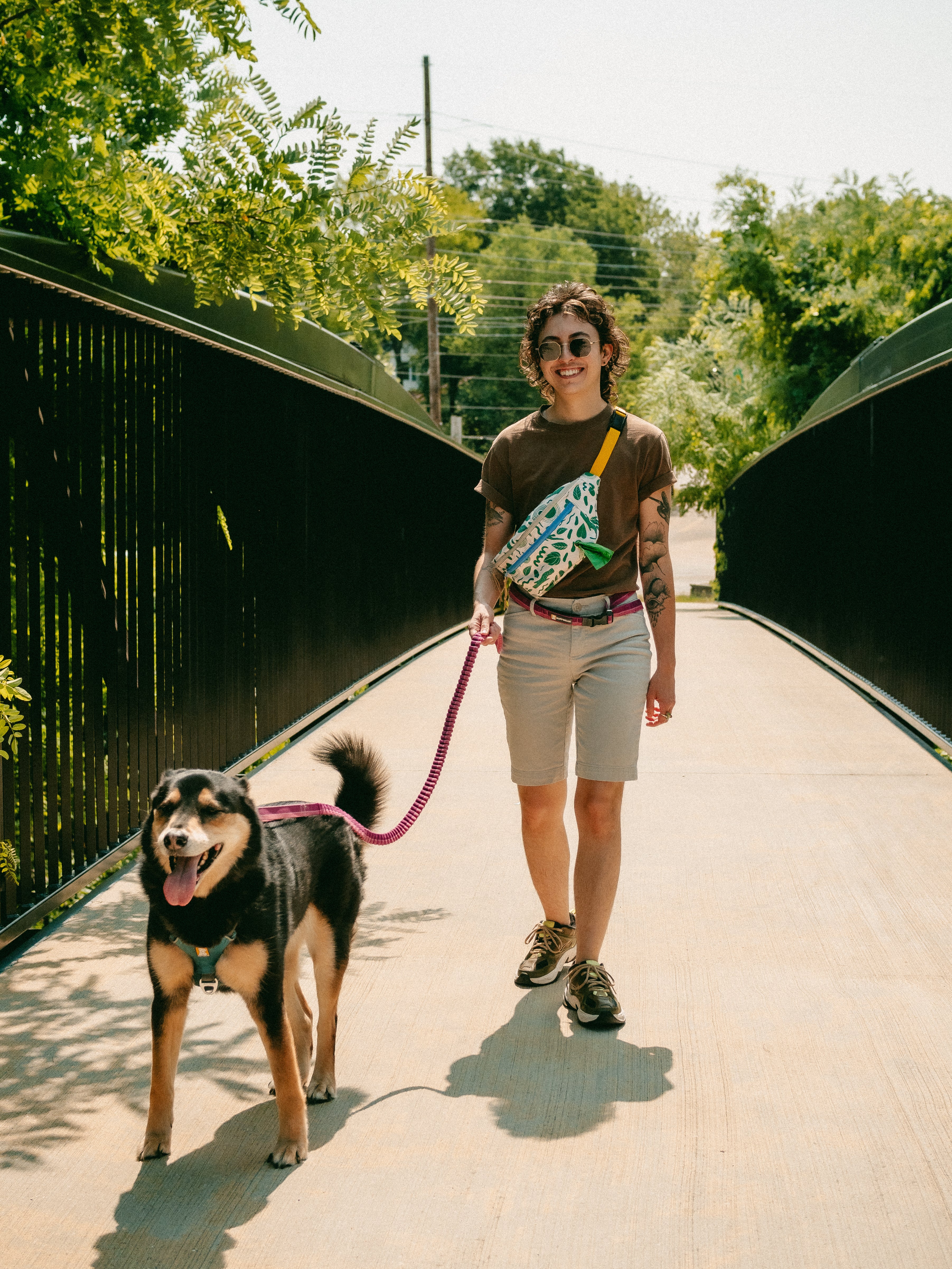 Best fanny pack for dog walking hotsell